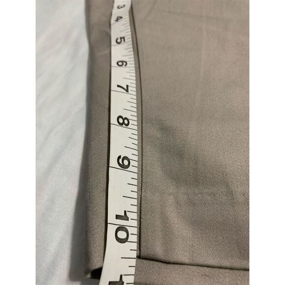 VTG. Mossimo Women's  Size‎ 4 Shorts Beige Flat Front Casual Summer - Picture 10 of 11